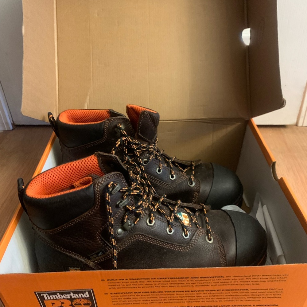 Timberland Pro Endurance Steel Toed Boots 
Work boot
Sz 11